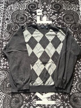 IZOD Men’s Gray Argyle V-Neck Sweater Size Men’s XL